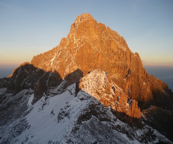 7 days Mount kenya Sirimon - Chogoria route