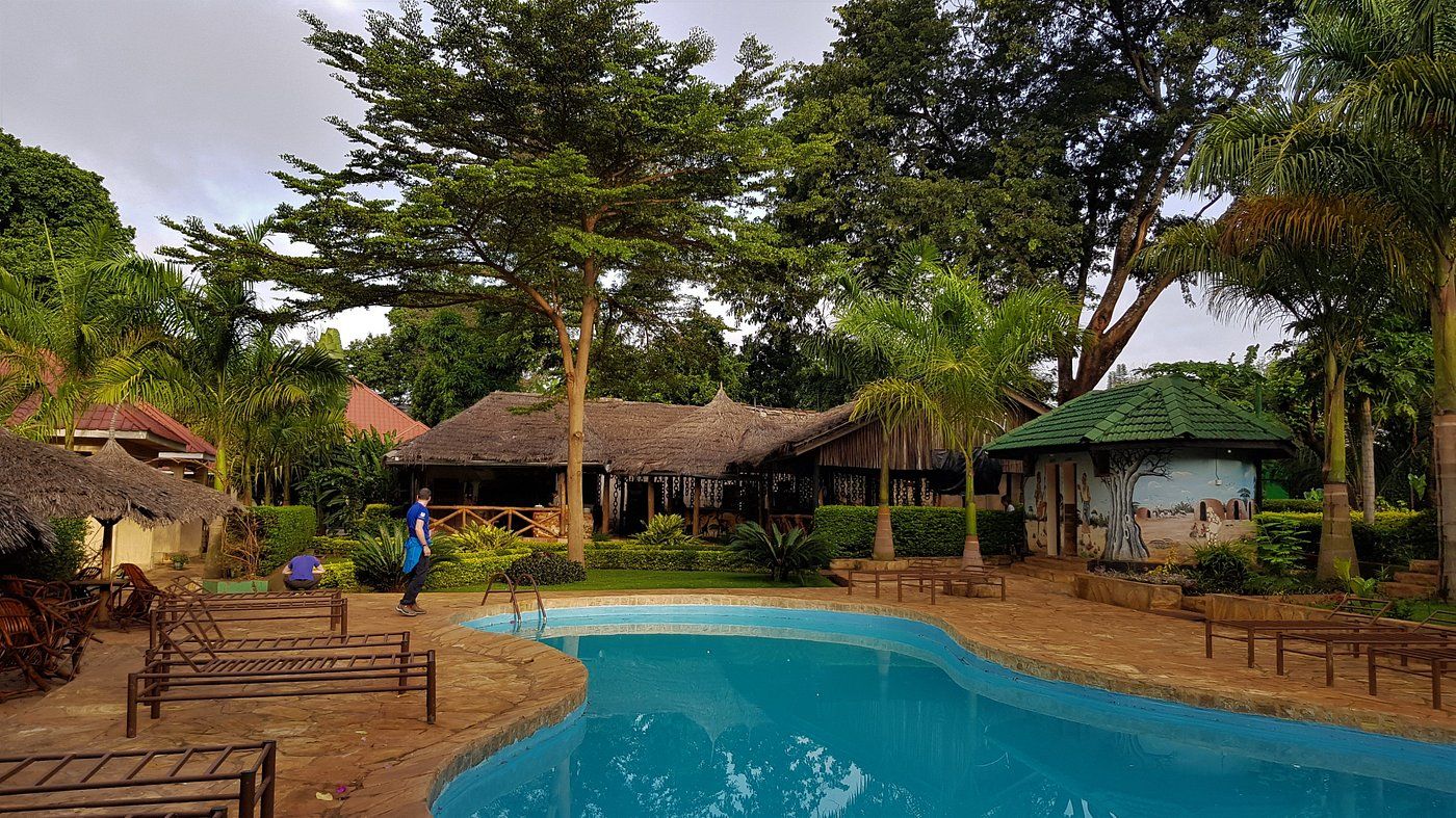 Chanya Lodge