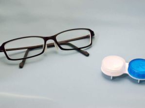 Contact Lenses or Glasses, which is better for trekking Kilimanjaro?