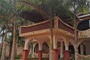 Chanya Lodge