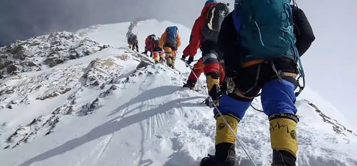 Mount Everest costs