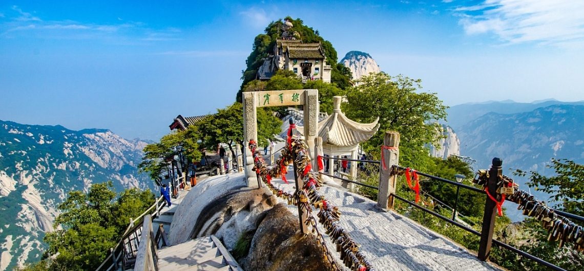 Mount Huashan, the most dangerous trail