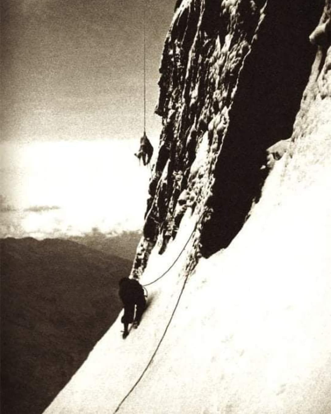 Toni Kurz dangling on a rope in the north face of Eiger